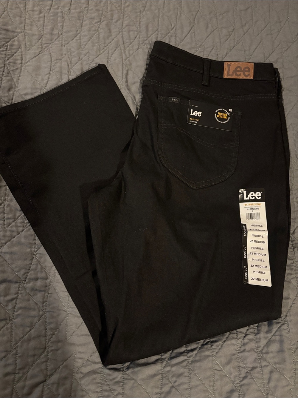 NWT Lee Black Straight-Leg woman’s Jeans 22 medium mid rise boot cut